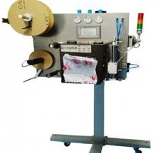 珠海平板电脑实时打印转角贴标机 斗门区白蕉镇依利达包装器材店的智能贴标解决方案